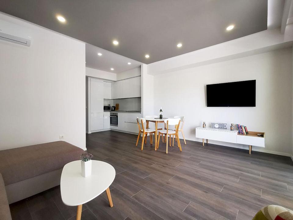 Center Karigo 6 * Makarska